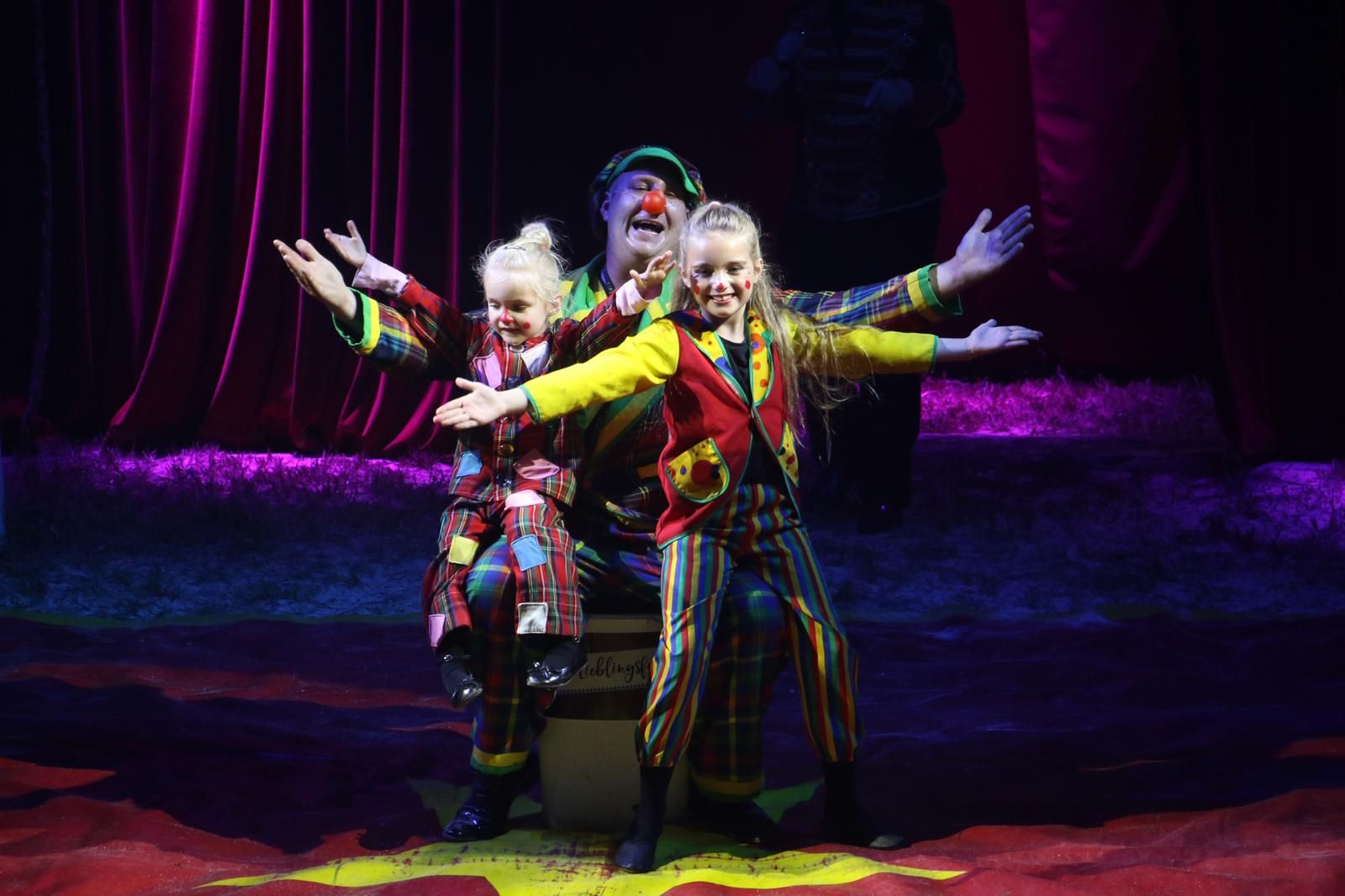 Clowns im Circus Max Renz